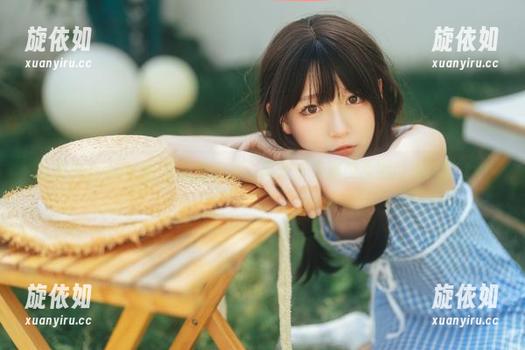 发条少女yoki独家私拍合集，揭开折耳猫少女的可爱风貌.txt