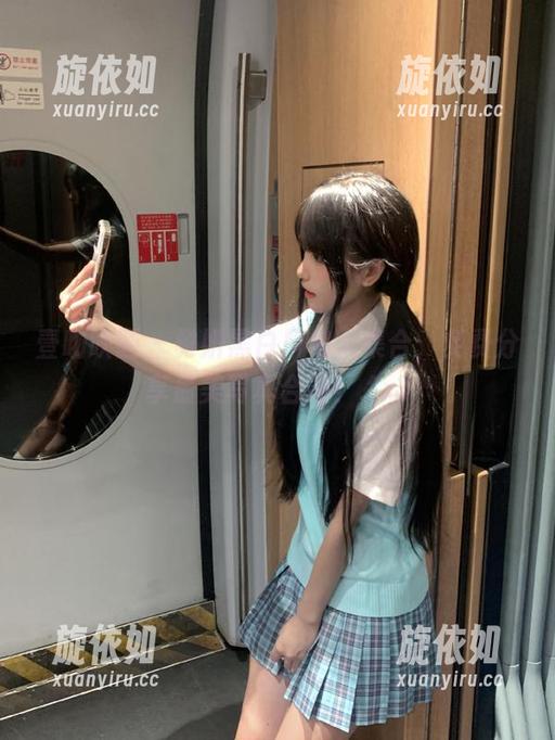 壹吻映画 - 雅妍黑白风格大集合，免费分享最美写真合集！.txt