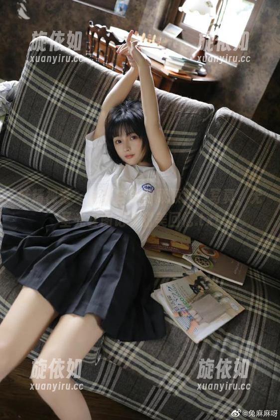 妖精视觉 - 清新自然的顾顾双人写真，无圣光套图记录甜美回忆.txt