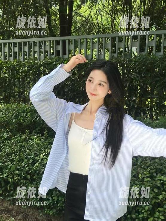 微密圈 - 探索宸大小姐的校服世界，美图和壁纸让你心动不已.txt