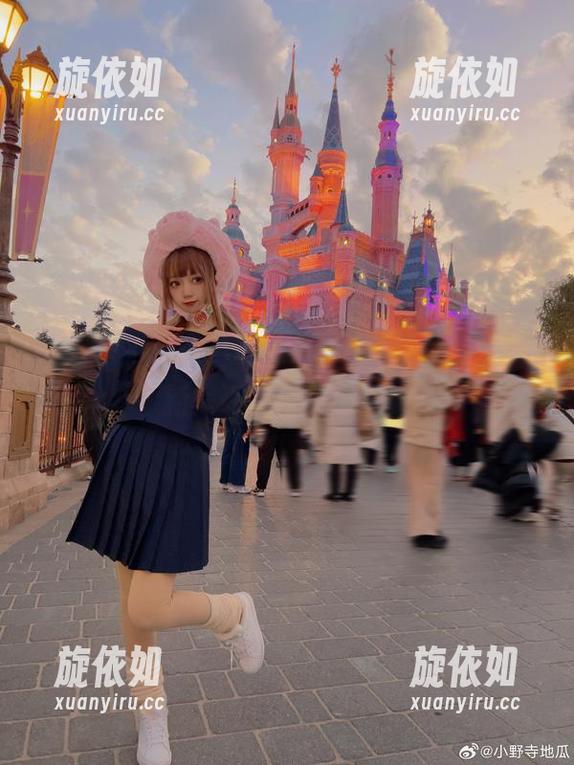 不容错过！小野寺地瓜连体衣最新图包更新呈现独特美感.txt