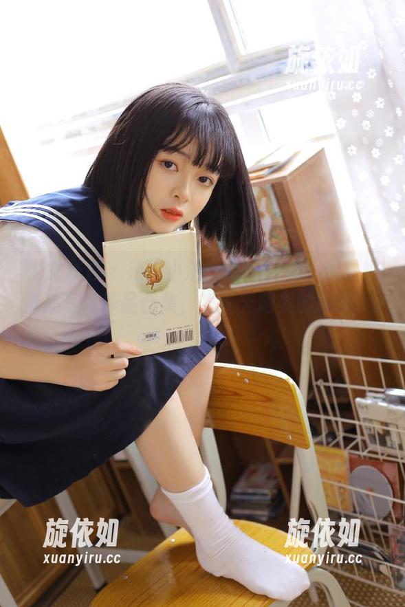 少女秩序 - 走进小满女王的世界，观看她精美写真作品合集，发现无限美的轮廓.txt