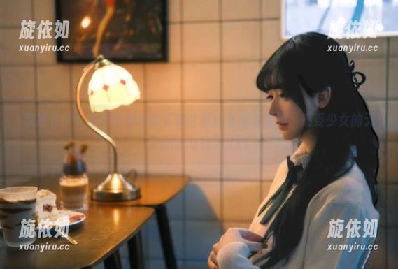 观赏《少女秩序》推出的《窗台黑丝》高清原图，感受少女的无尽韵味与魅力.txt