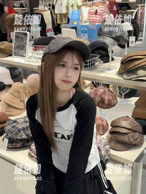 尤果网 - 细腻到位的Maggie高清棉袜写真，尽情领略质感与时尚.txt