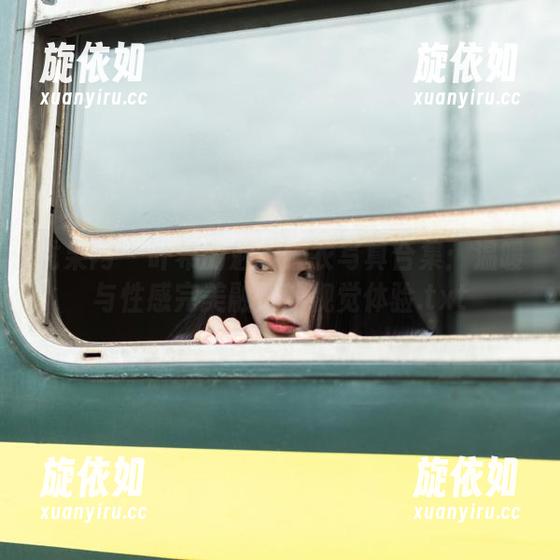 尤果网 - 叶希的魅力睡衣写真合集：温暖与性感完美融合的视觉体验.txt