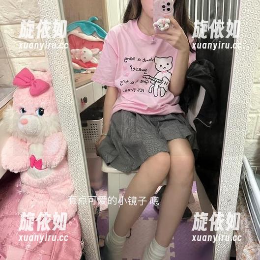 尤果网 - 从厨房到镜头，栗子厨娘独特写真合集壁纸，绝对不容错过！.txt