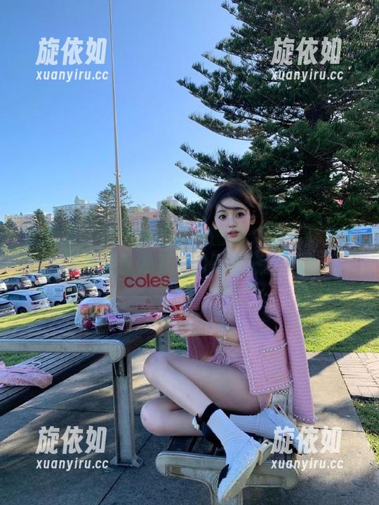 尤果网 - 白熙萌的运动图集：每一步都像是向零食说再见的艰苦旅程.txt