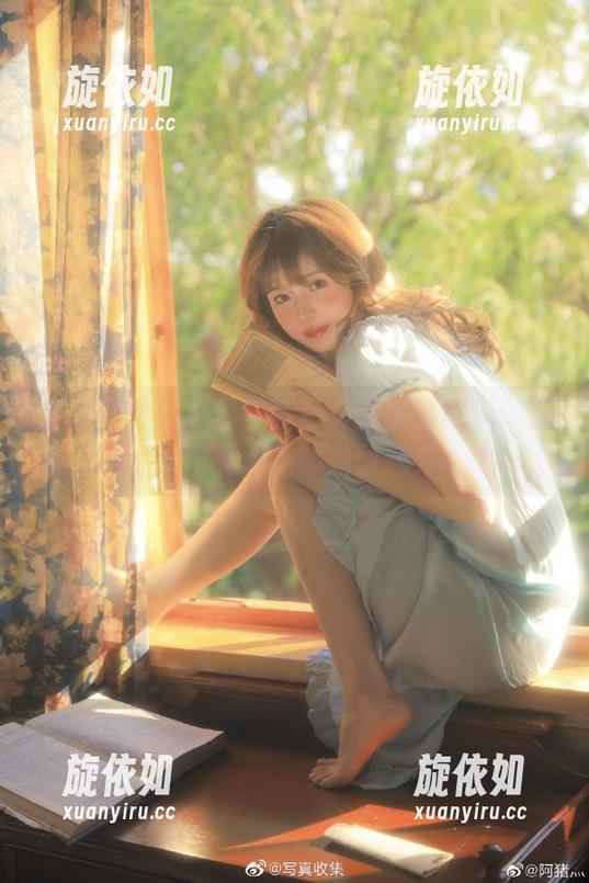 慕丝女郎 - 君君美腿写真集深度解析：资源全方位展示她的美丽魅力.txt