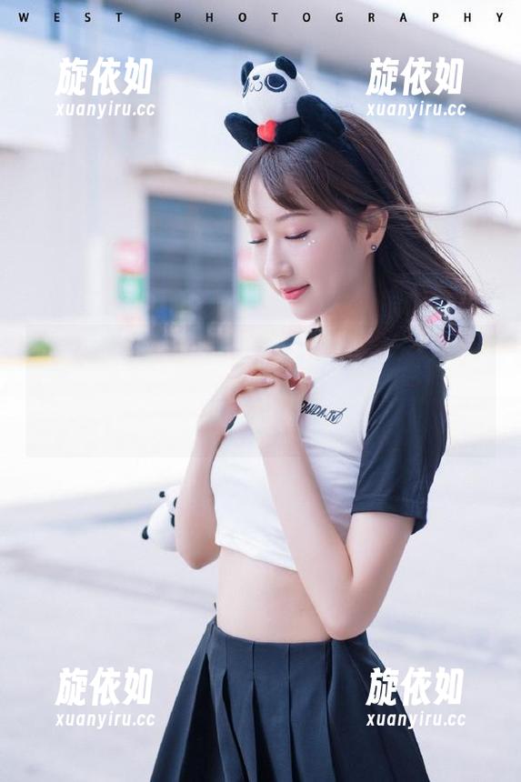 推女神 - 温馨姐妹情：汪佩妮与妹妹的写真，精美图片原图让你感受到亲情的温暖.txt