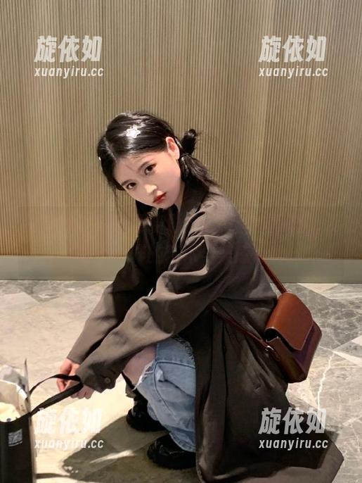 推女神 - 探索谭晓彤的定制丝袜写真，领略不一样的艺术与美感.txt