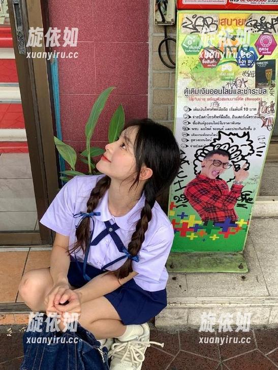 推女神 - 感受青春气息！谭晓彤制服图集全新更新，带你领略她的独特魅力.txt