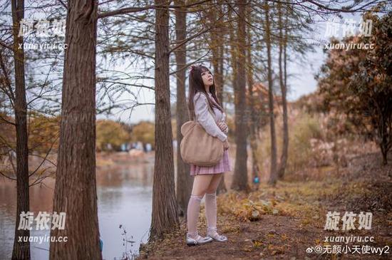 无颜小天使wy的体操服摄影，原图画面无圣光下散发出的清新气息.txt