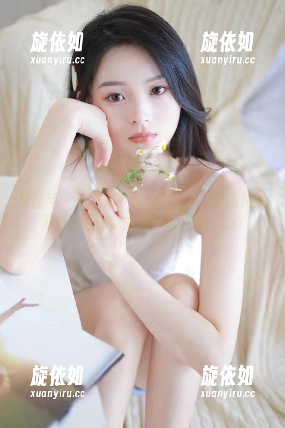 果团网 - 藏在奶牛里的少女心：王语纯的美图套图让你重新定义可爱！.txt