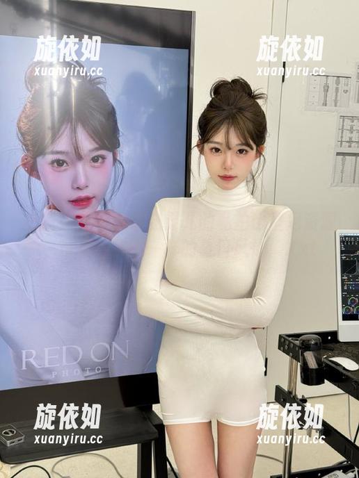 梦丝女神 - 收录张灵儿的私拍比基尼资源，带你领略不一样的夏日风情！.txt