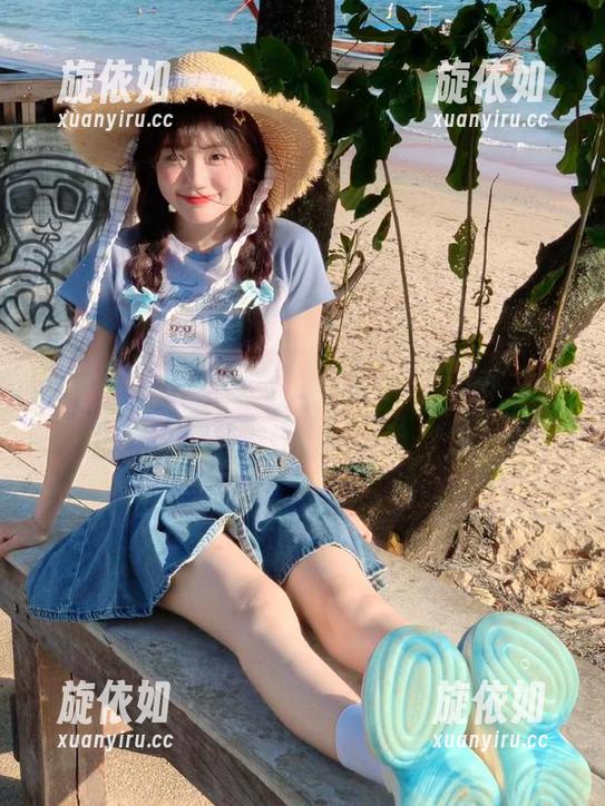 梦丝女神 - 探索晓晓浴缸的私密瞬间：写真合集与帅气套图一网打尽.txt