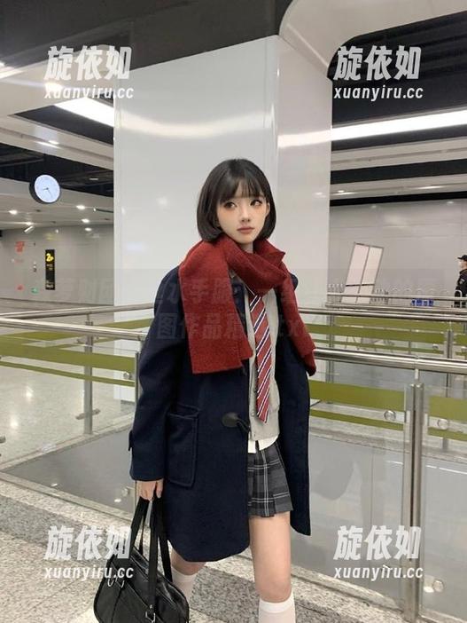 森萝财团白丝水手服：一组让人心动的原图作品精选.txt
