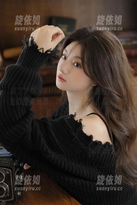 模范学院 - Ellie艾栗栗带你游校园：这里的图集资源，绝对让你心动，搞笑指数直线上升！.txt