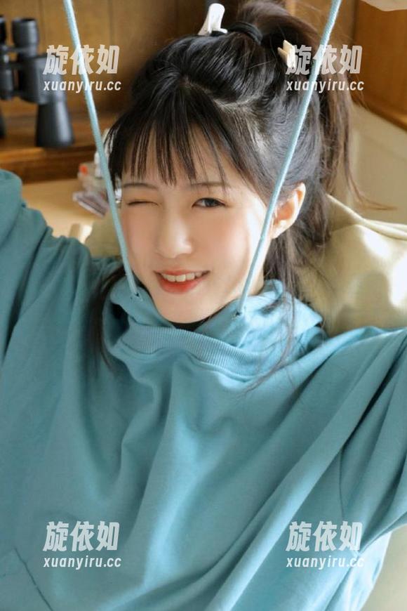 模范学院 - 发现柳侑绮Sevenbaby最新写真集中的裸足之美，令人心动不已.txt