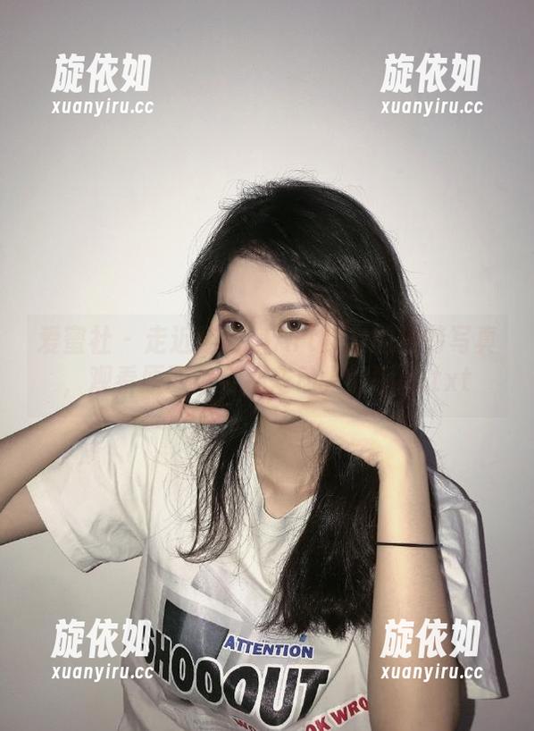 爱蜜社 - 走近陈思琪Art女友的独特写真，观看原图体会那些动人的瞬间.txt