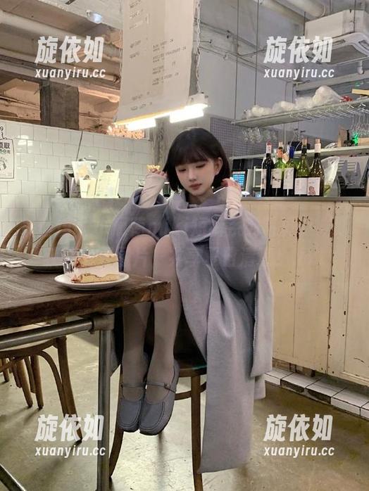 瑞丝馆 - 小葡萄miki短裤系列写真，立即获取免费图片，共享夏日清凉！.txt