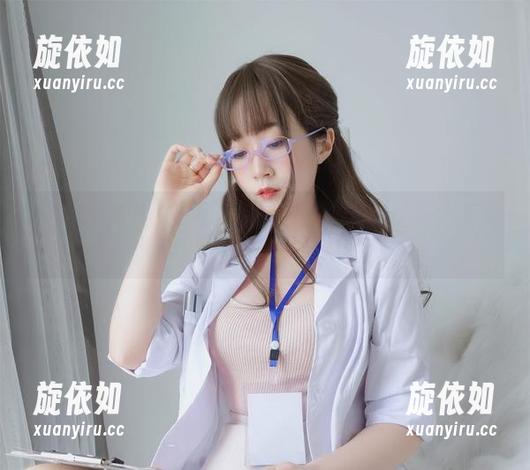 白银81秘书的私房美图：展现生活中的艺术与美丽.txt