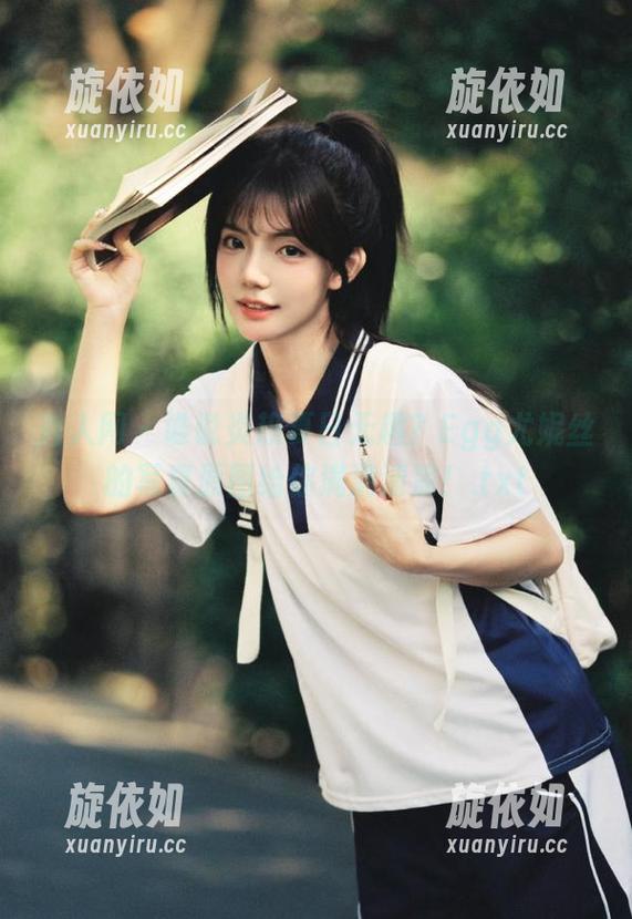 秀人网 - 谁说炎热夏日无趣？Egg尤妮丝的写真原图给你满满清凉！.txt