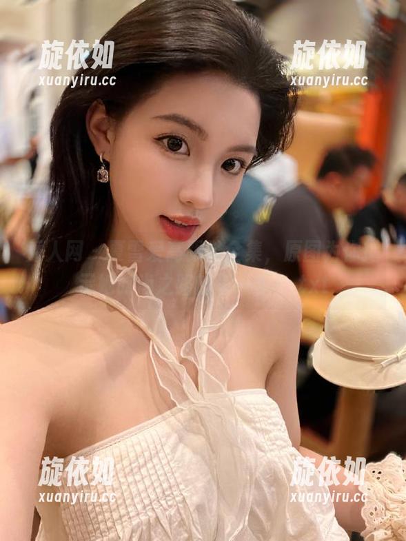 秀人网 - 夏雪爱高跟鞋全集，原图为你揭示她时尚之路的每一步！.txt
