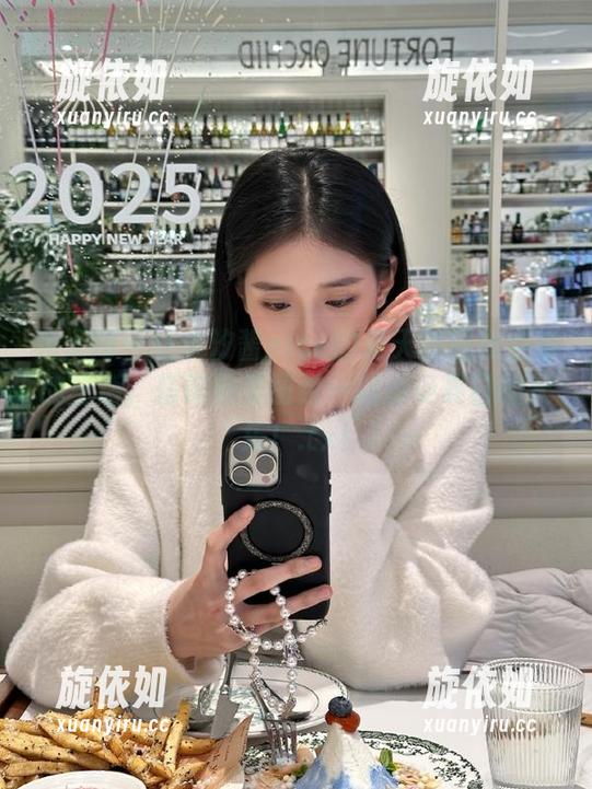 秀人网 - 让奈汐酱nice的夏天美图妆点你的生活，搭配精美图包一起感受夏日的快乐！.txt