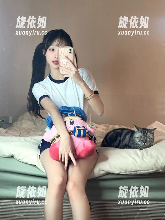 秀人网 - 探索娜比的最新作品：浴缸中的光影与情感交织.txt