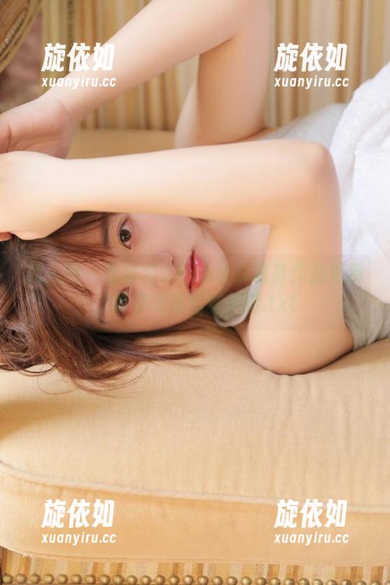 秀人网 - 容容容Alice秘书写真作品更新，带你领略别样风情.txt