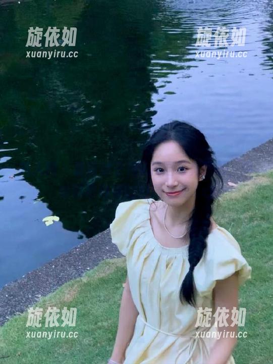 秀人网 - 最新沐子熙V校园写真图册，带你领略独特的校园之美.txt