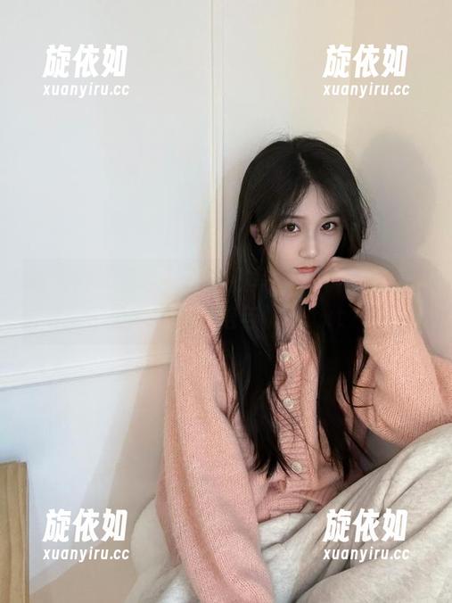 秀人网 - 清水美嘉制服写真魅力无限，观看她带来自信与优雅.txt