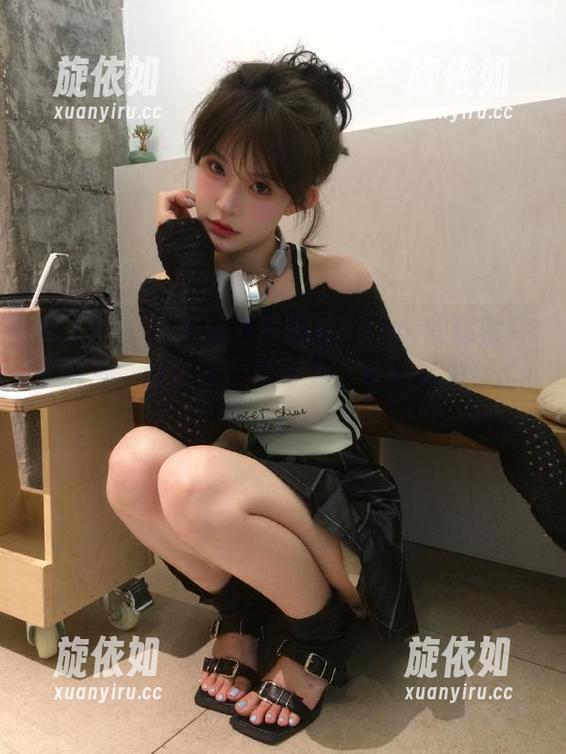 秀人网 - 免费下载王馨瑶Yanni的秘密写真图片，让你领略她不为人知的魅力！.txt