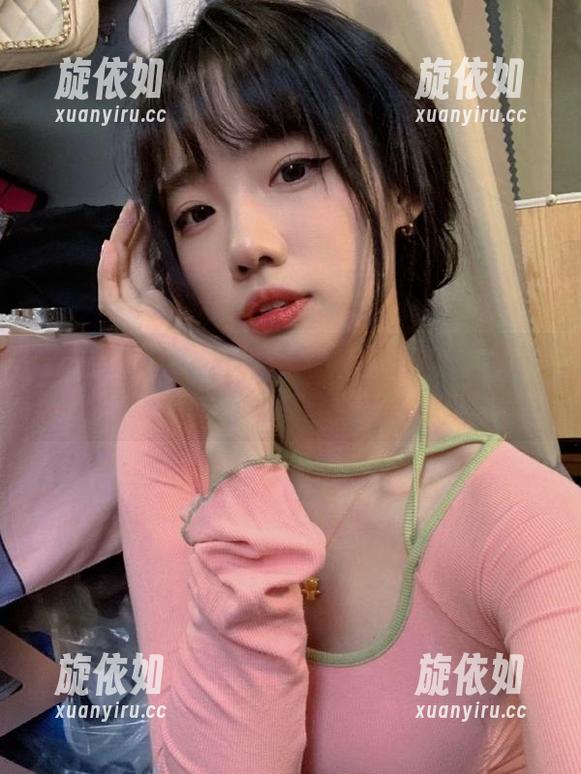 秀人网 - 瑶啊摇的瑶的水手服摄影合集：无圣光下的清新与浪漫.txt