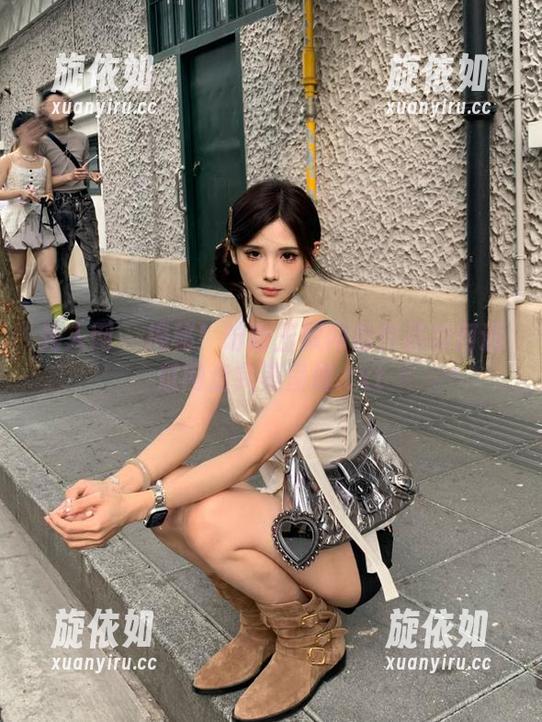 秀人网 - 揭秘！盼盼玉奴网袜作品如何通过网盘完美呈现.txt