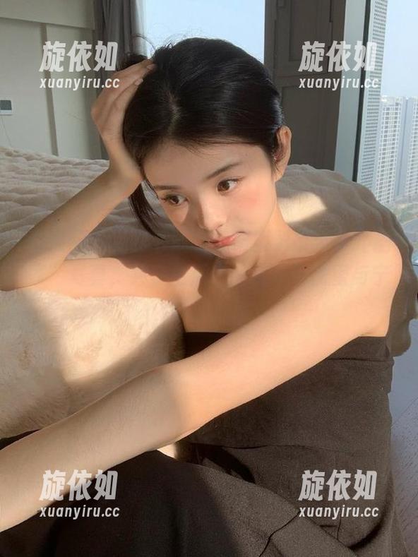 秀人网 - 免费下载“艾栗栗栗栗栗栗吖居家”写真，共享生活中的每一份甜蜜与宁静！.txt
