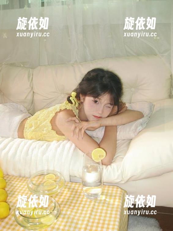 秀人网 - 高清薇薇酱圣诞写真，探索冬日里的童话与梦境.txt