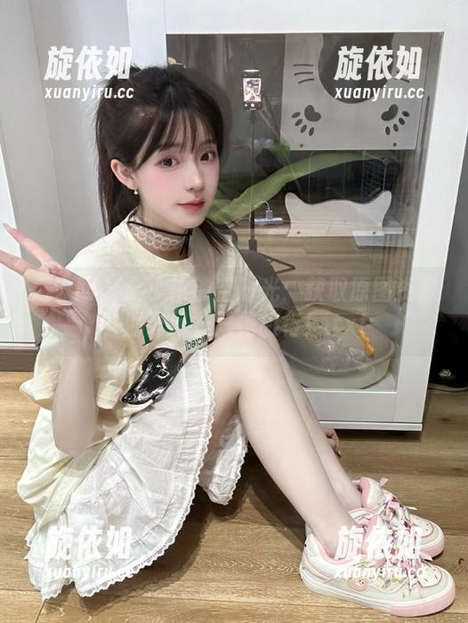 秀人网 - 金小依镂空时光：获取原图资源，别让风景只是旅行！.txt