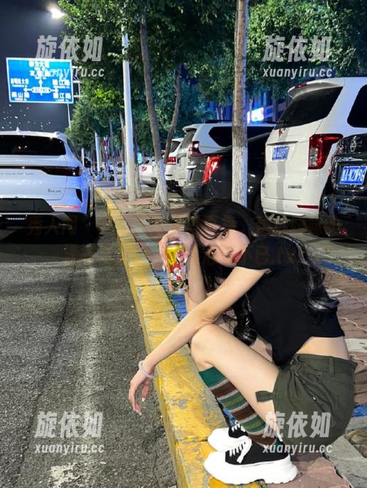 秀人网 - 陈柒柒专属写真集，精选妹妹的清新与活力，令人心动不已.txt