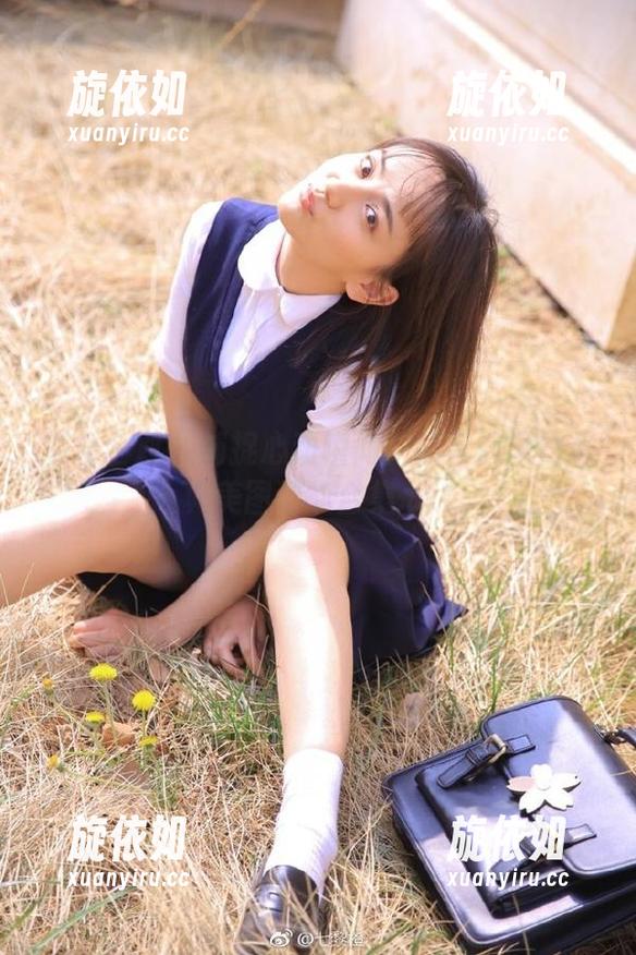 紧急企划 - 捕捉心动瞬间：奶昔裤里丝写真美图精华合集.txt