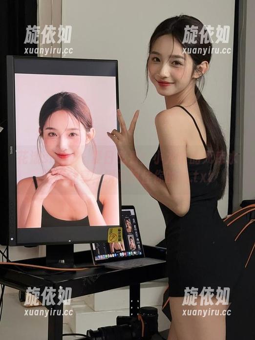 花漾show - 夏日必看！小尤奈的死库水写真分享，瞬间抓住你的心.txt