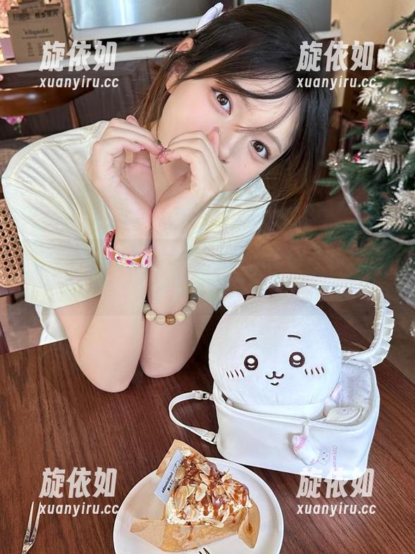 花漾show - 小海臀Rena带你在线探索妹妹写真：感受艺术与美的交融.txt
