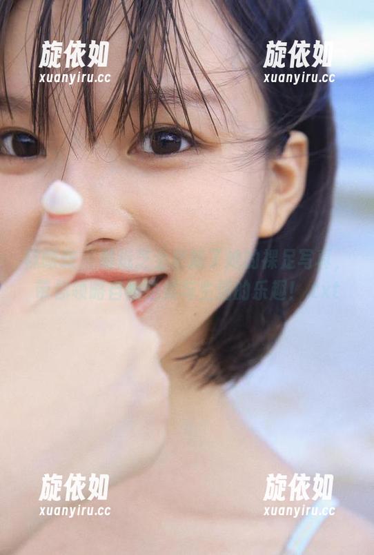 袜啵啵 - 最近芝士更新了她的裸足写真，带你领略自然之美与生活的乐趣！.txt