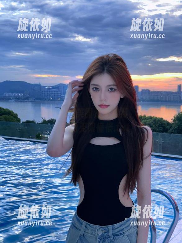 袜涩 - 小丽的JK美图资源推荐，唤醒你对青春的无限憧憬.txt