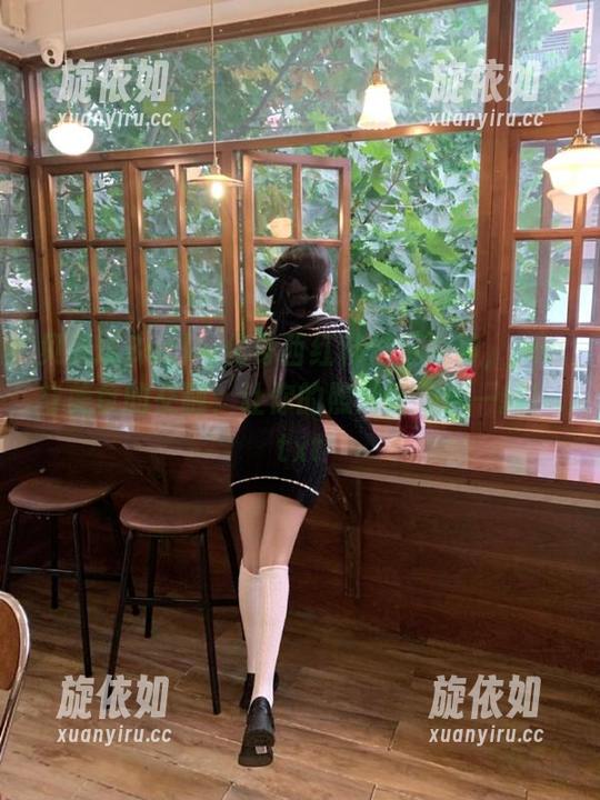贝贝琪Becky化身西红柿炒蛋女神，cos与美食的交融，让你的照片库焕然一新！.txt