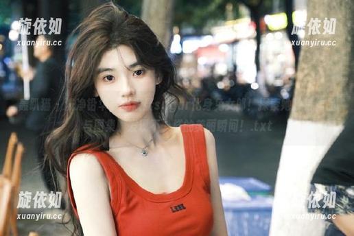 轰趴猫 - 洗净铅华，杨晨晨sugar化身兔女郎！探索她独特作品与图集，发现不一样的美丽瞬间！.txt