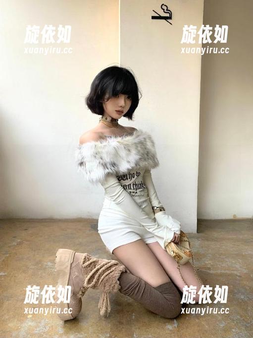 青丘女神 - 新鲜出炉！少华泳衣图集更新，带你领略性感与清新的完美结合！.txt
