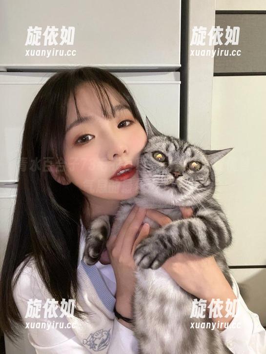 青水百合子73毛衣写真集，免费下载优雅气息的最佳选.txt
