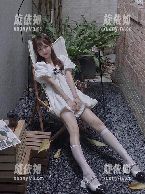 青豆客 - 孔一红夏日图包，作品中的搞笑元素让你清凉一夏不停笑！.txt