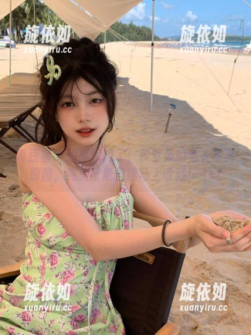 青豆客 - 别再犹豫了！黄梦羡的毛衣写真原图，完美壁纸值得马上收藏！.txt
